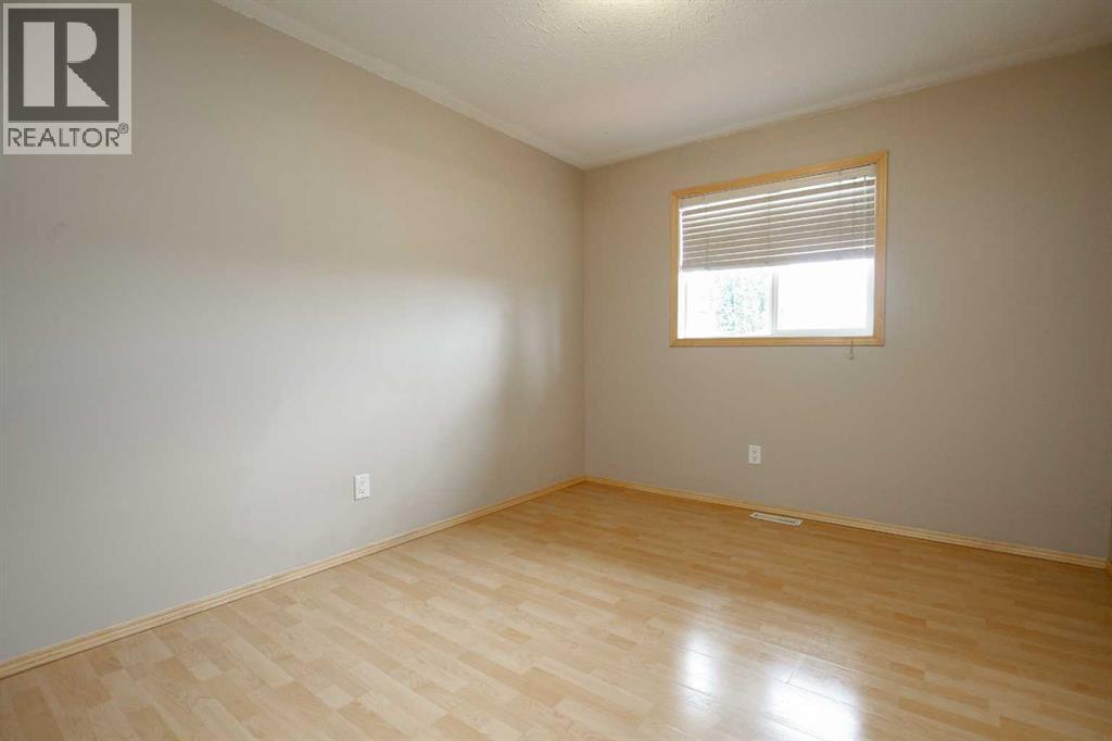 Photo 43 of 43 Lindman Close, Sylvan Lake AB