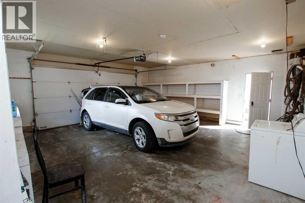 Photo 15 of 43 Lindman Close, Sylvan Lake AB