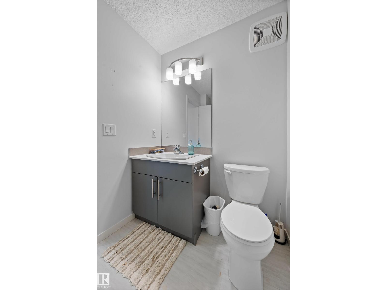 Photo 18 of 11959 35 Av Sw Sw, Edmonton AB