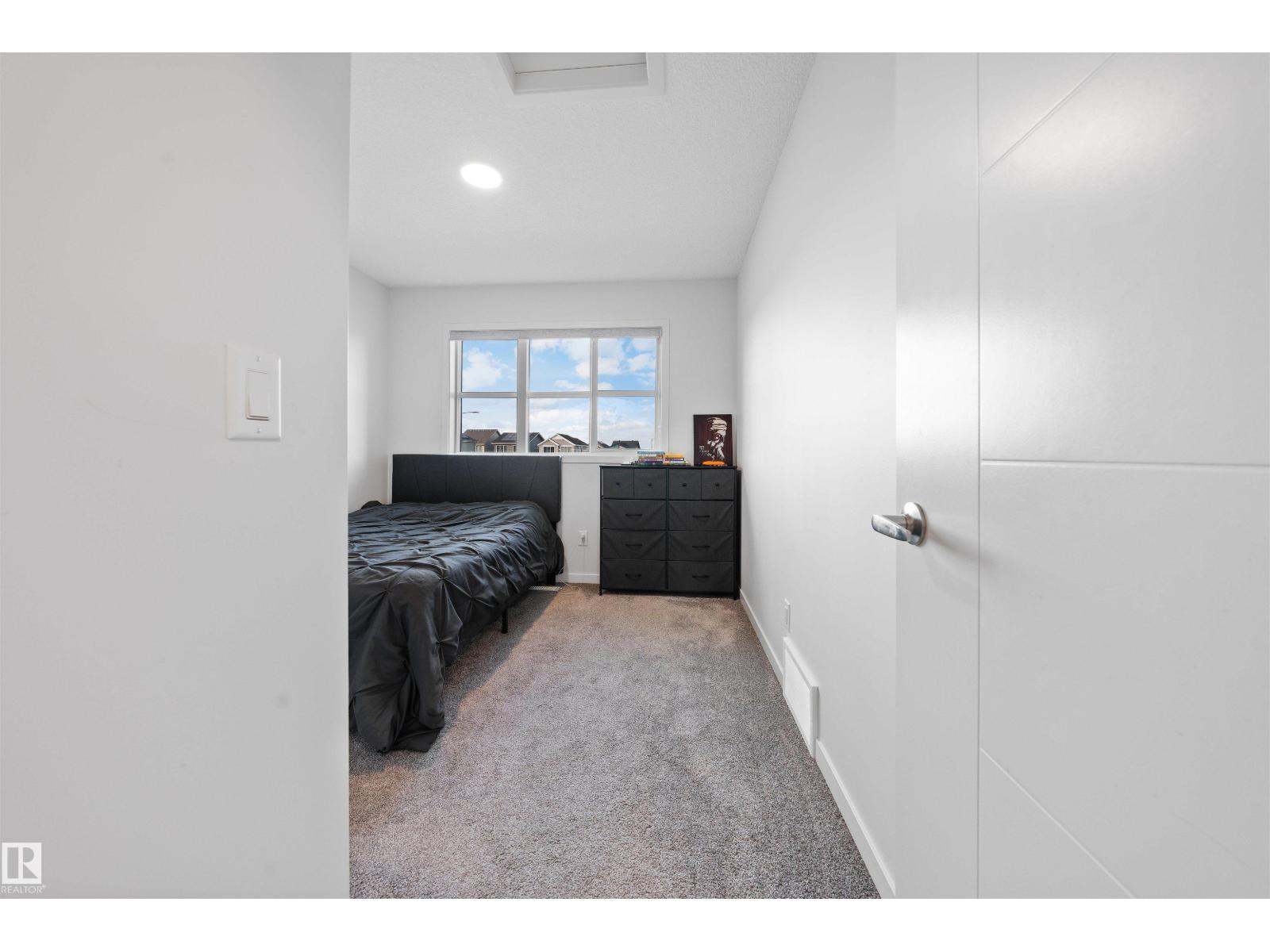 Photo 21 of 11959 35 Av Sw Sw, Edmonton AB
