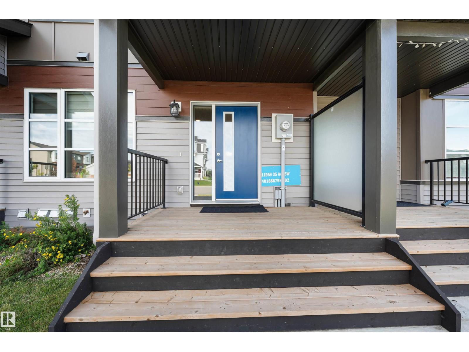 Photo 3 of 11959 35 Av Sw Sw, Edmonton AB