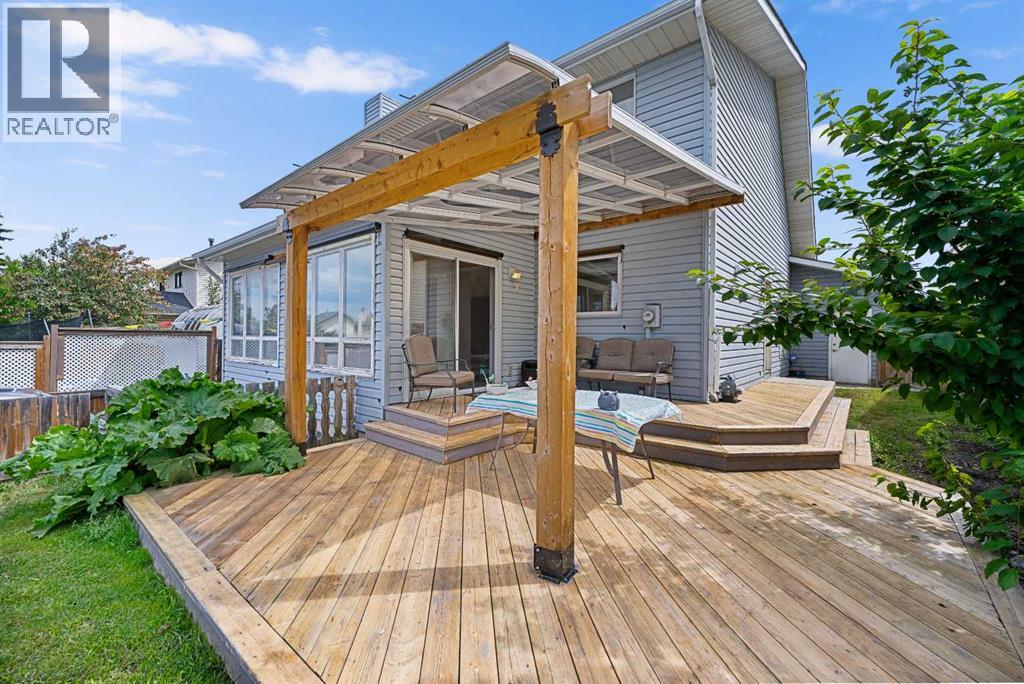 Single Family House for Sale in  Scenic Way NW Scenic Acres Calgary 