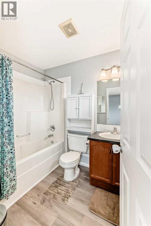 Single Family House for Sale in  Covepark Drive NE Coventry Hills Calgary 
