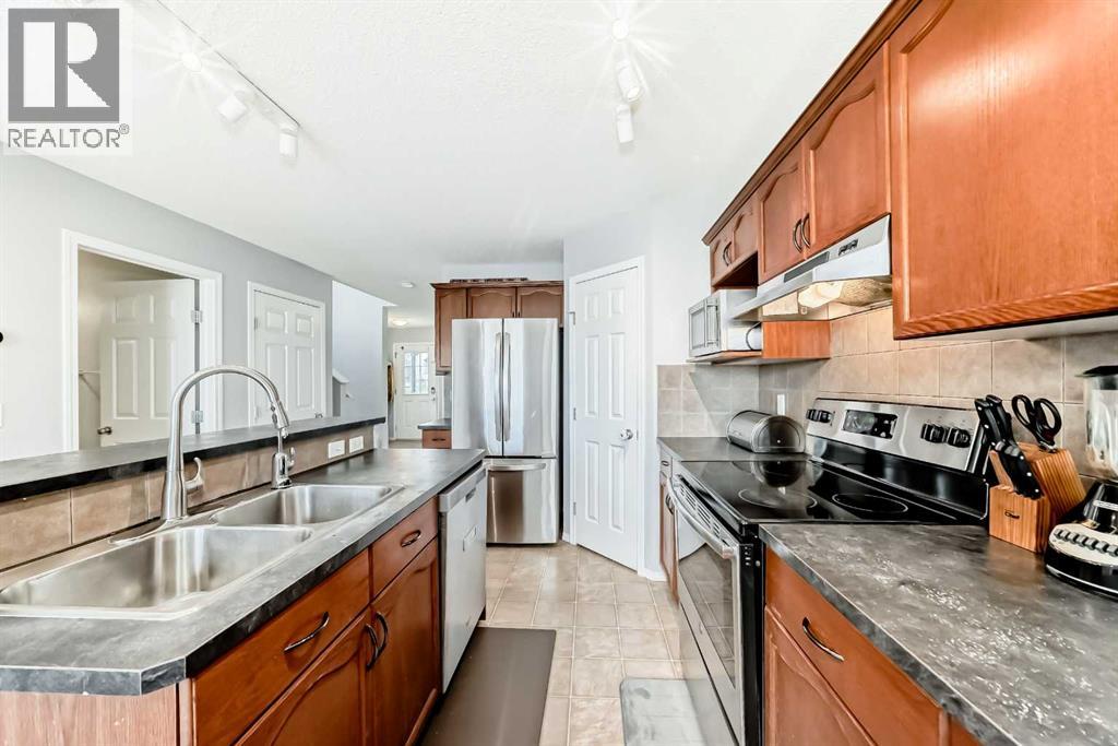 Single Family House for Sale in  Covepark Drive NE Coventry Hills Calgary 
