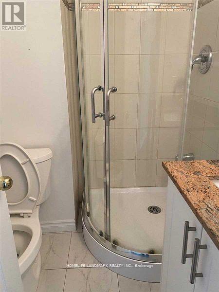 Photo 3 of Upper 120 Micmac Crescent, Toronto ON