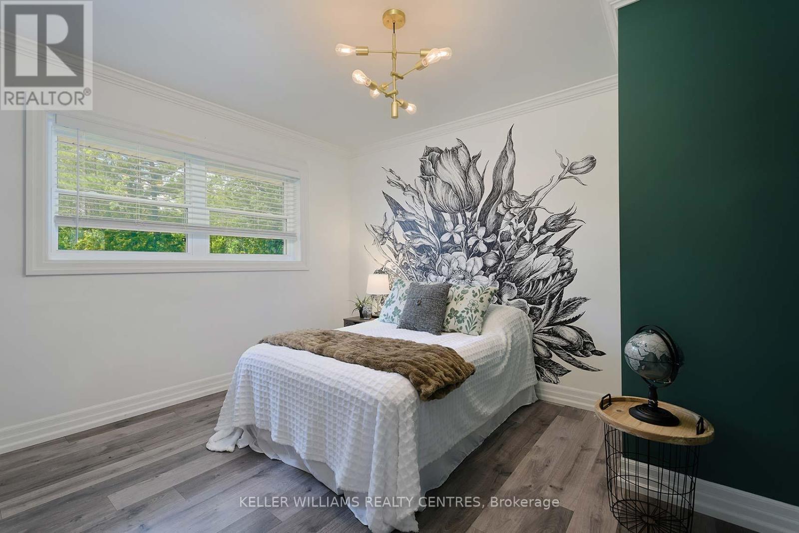 Photo 12 of 900 Henry Street, Whitby ON