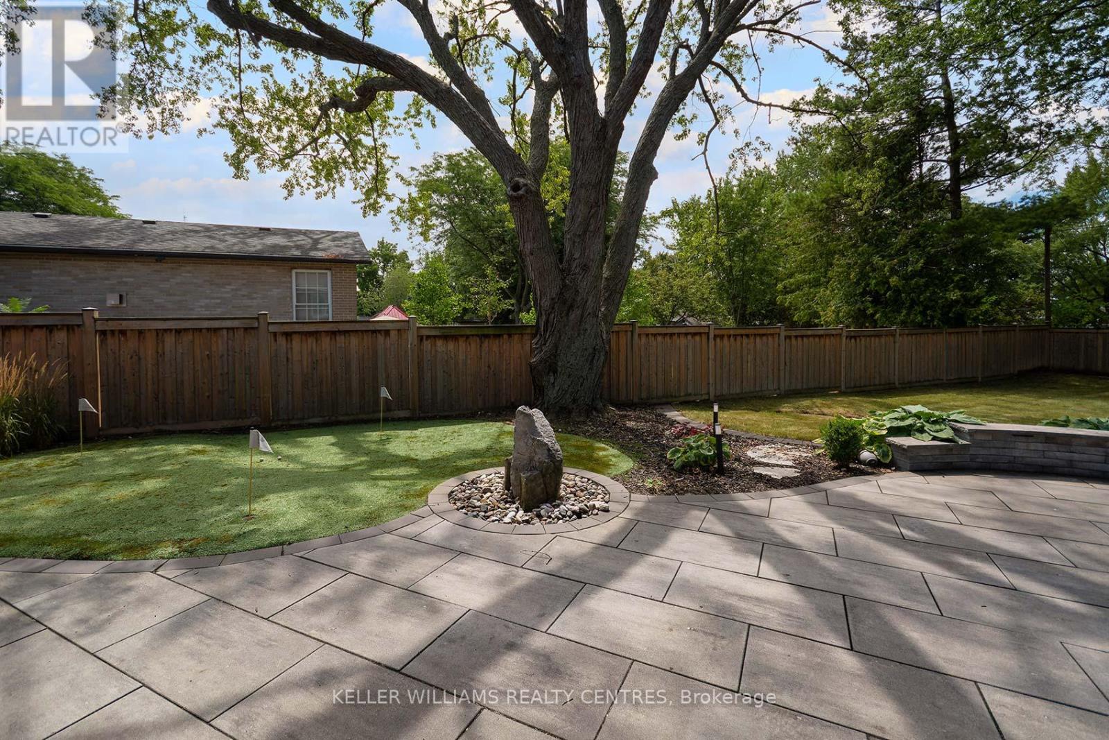 Photo 21 of 900 Henry Street, Whitby ON