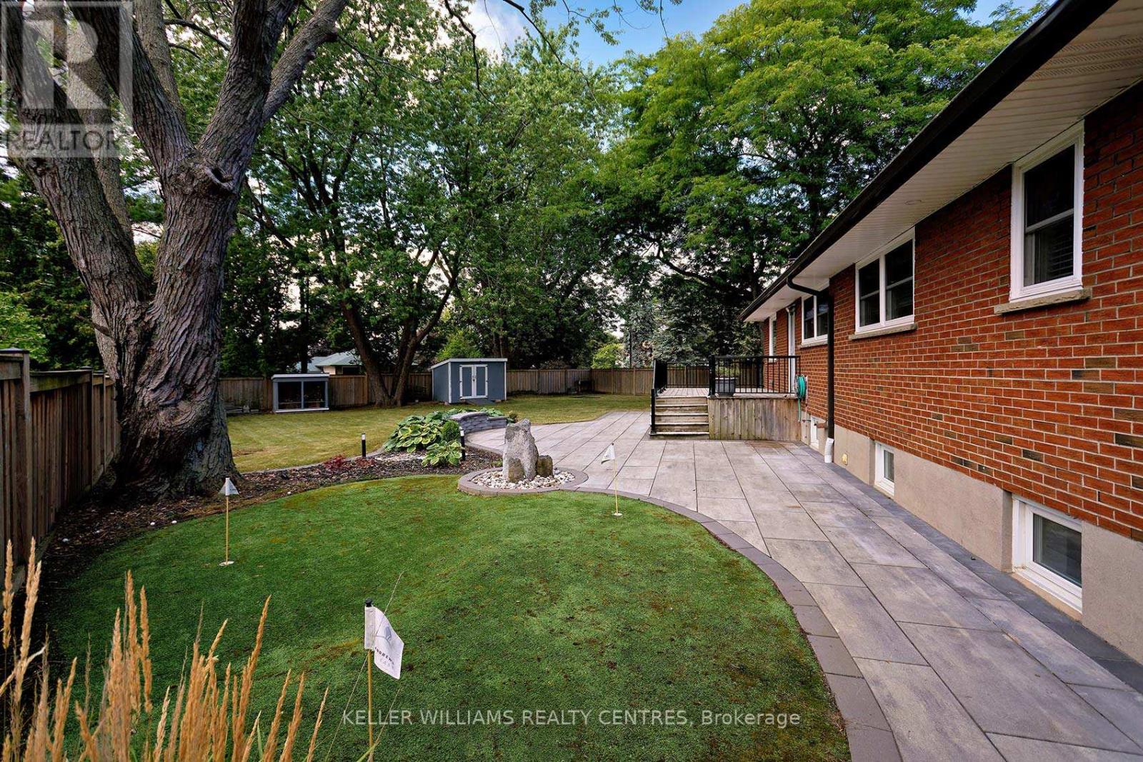 Photo 22 of 900 Henry Street, Whitby ON