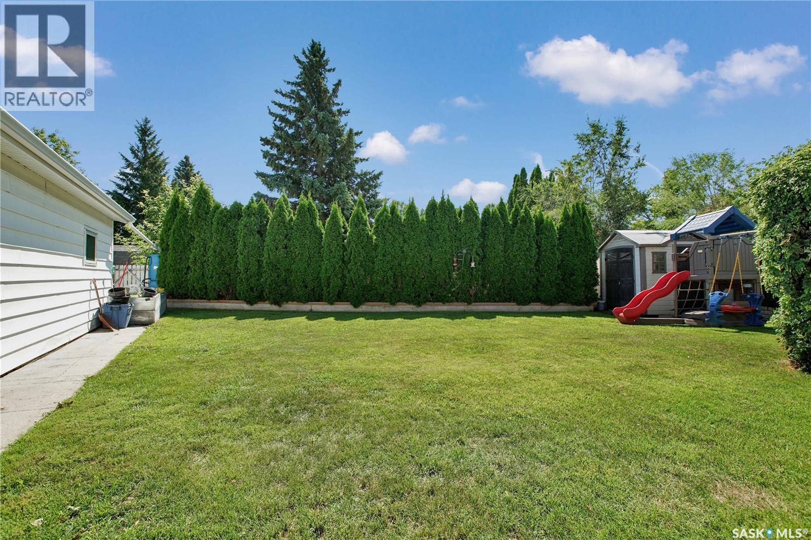 Photo 21 of 102 Galbraith Crescent, Saskatoon SK
