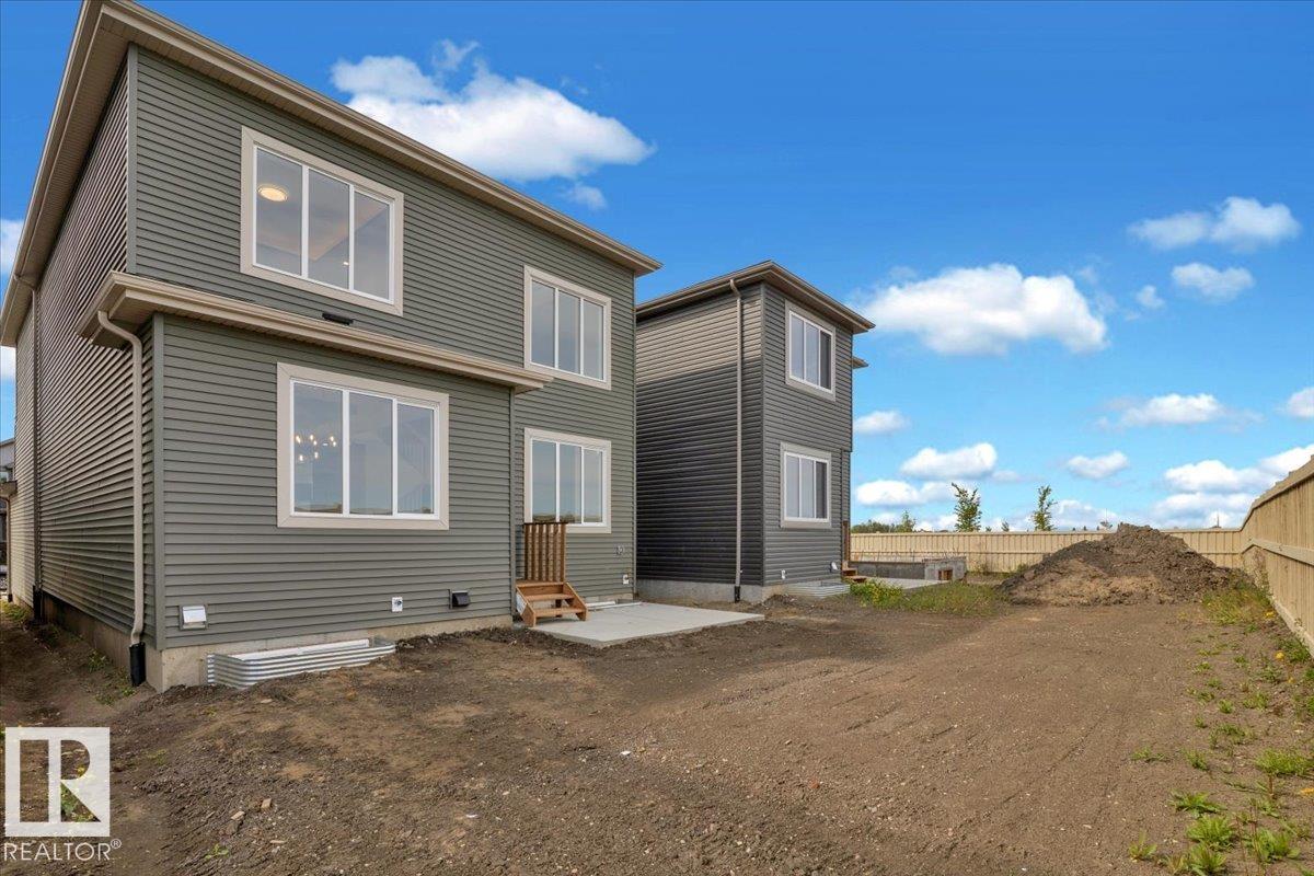 Photo 8 of 6 Edgefield Wy, St Albert AB