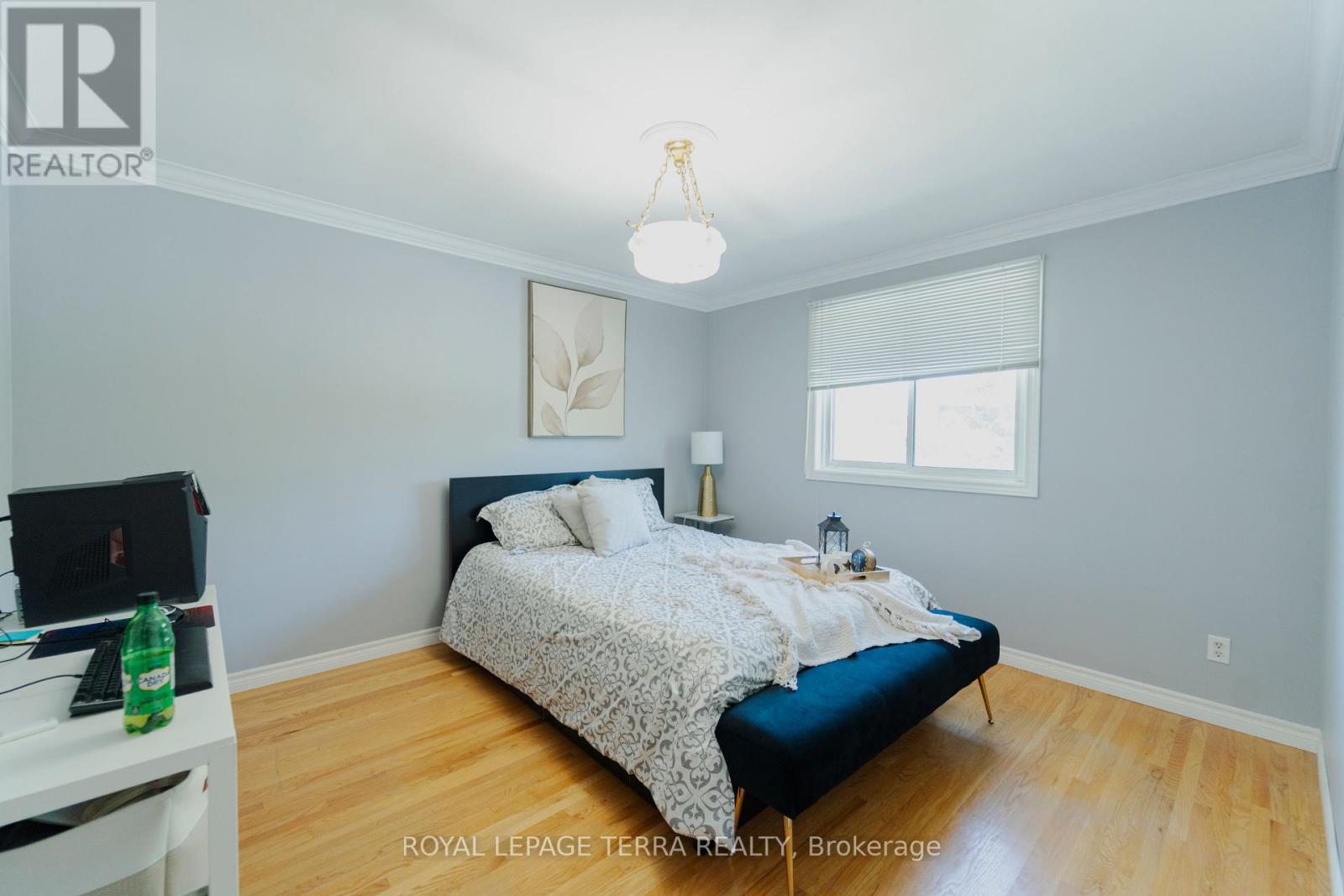 Photo 22 of 55 Eastbury Drive, Hamilton ON
