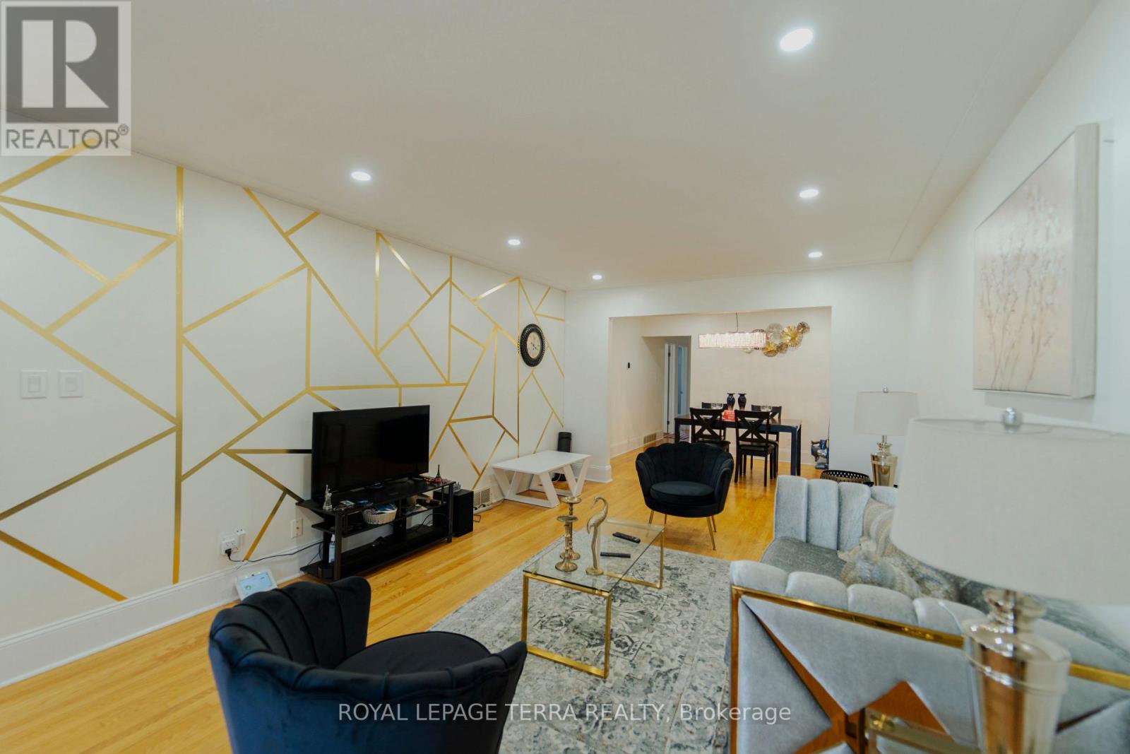 Photo 9 of 55 Eastbury Drive, Hamilton ON