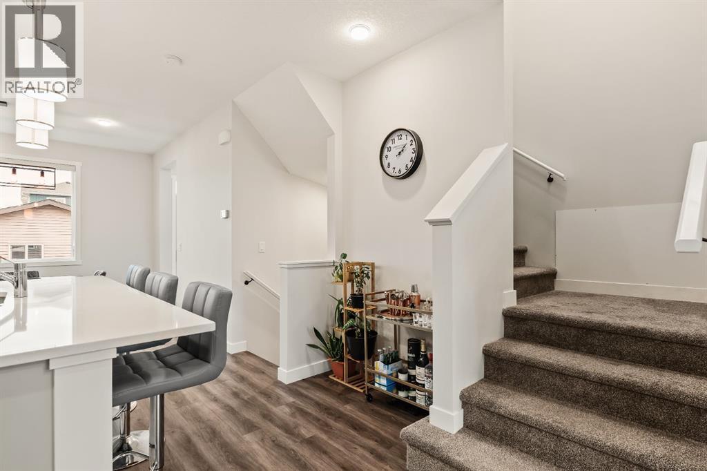 Photo 17 of 422 Walgrove Way Se, Calgary AB