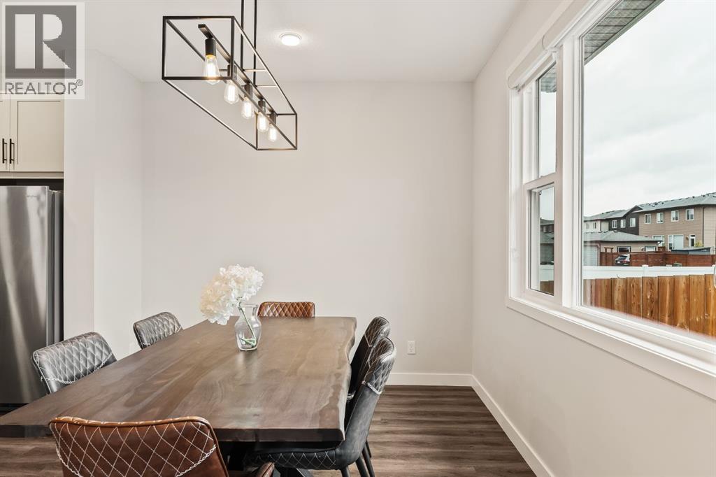 Photo 24 of 422 Walgrove Way Se, Calgary AB