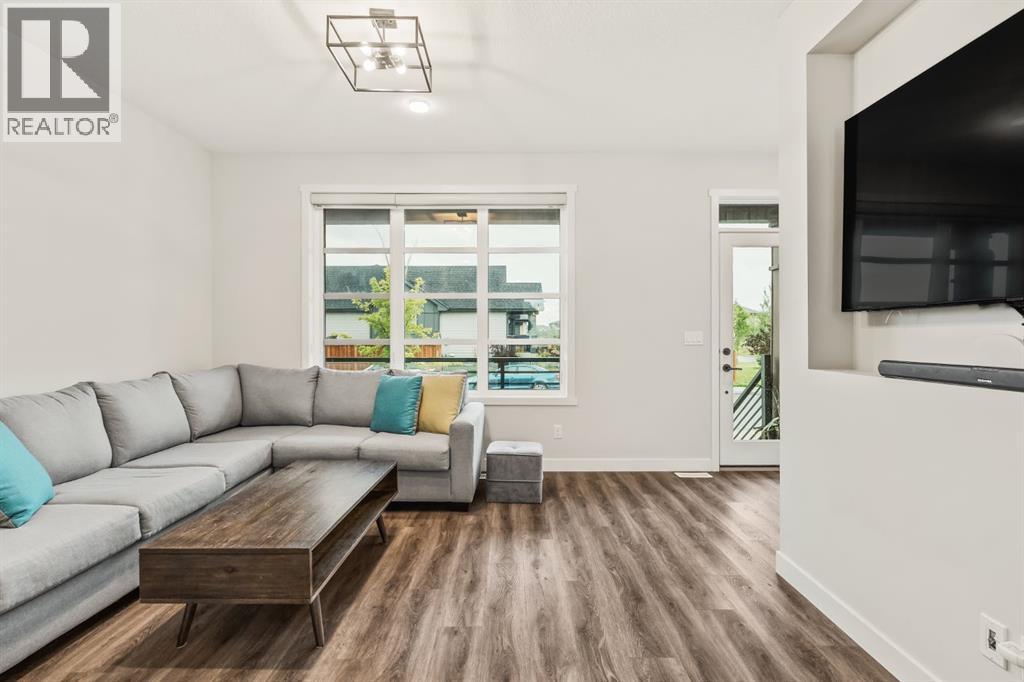 Photo 8 of 422 Walgrove Way Se, Calgary AB