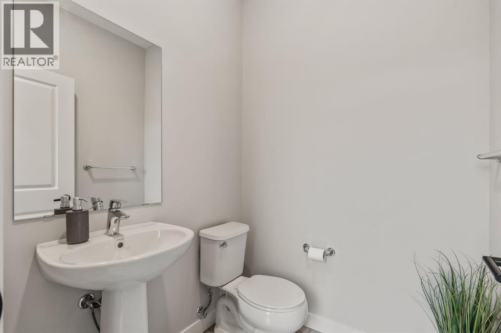 Photo 23 of 422 Walgrove Way Se, Calgary AB