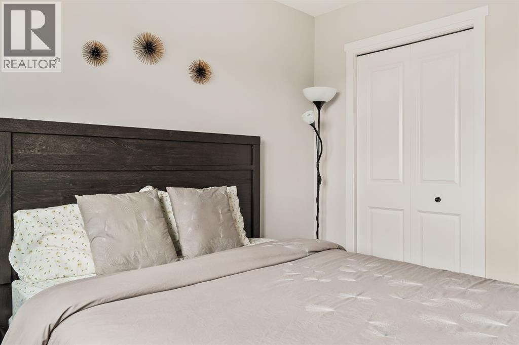 Photo 33 of 422 Walgrove Way Se, Calgary AB