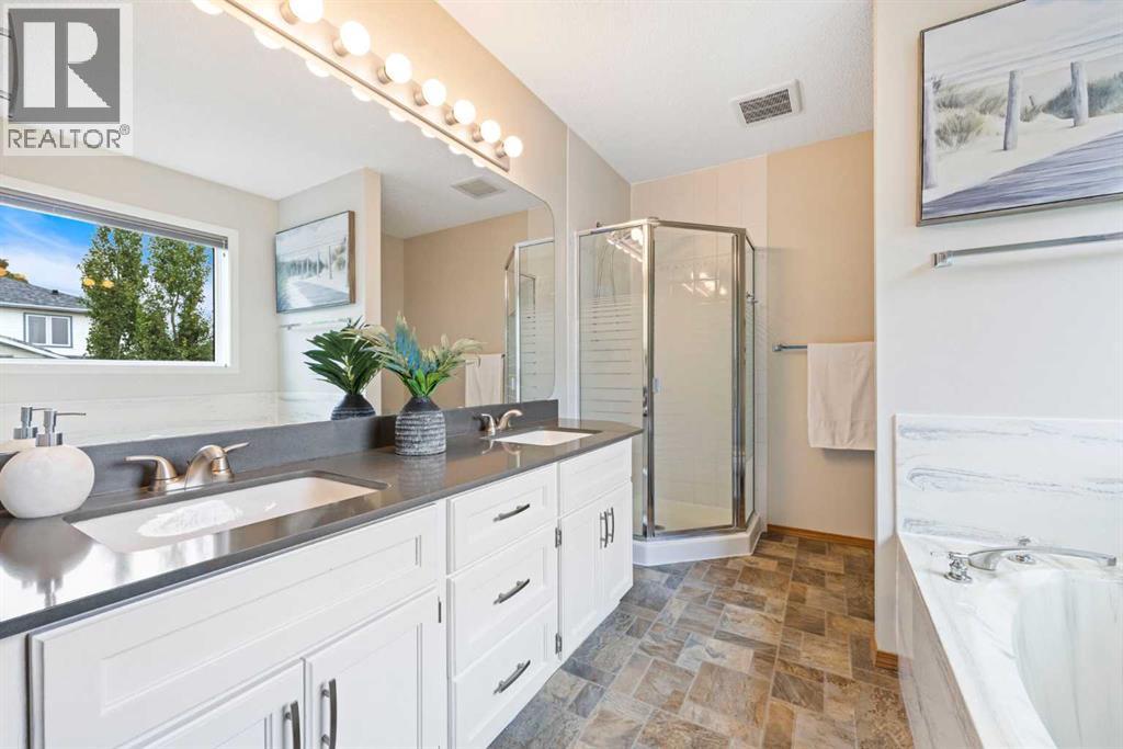 Single Family House for Sale in  Scanlon Green NW Scenic Acres Calgary 