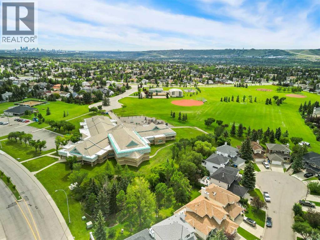 Single Family House for Sale in  Scanlon Green NW Scenic Acres Calgary 