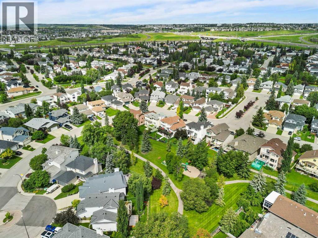 Single Family House for Sale in  Scanlon Green NW Scenic Acres Calgary 