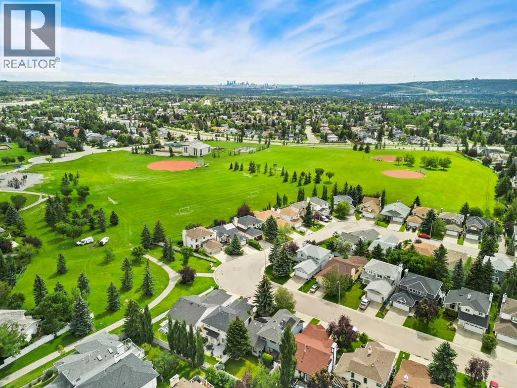 Single Family House for Sale in  Scanlon Green NW Scenic Acres Calgary 