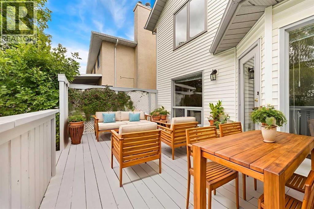 Single Family House for Sale in  Scanlon Green NW Scenic Acres Calgary 