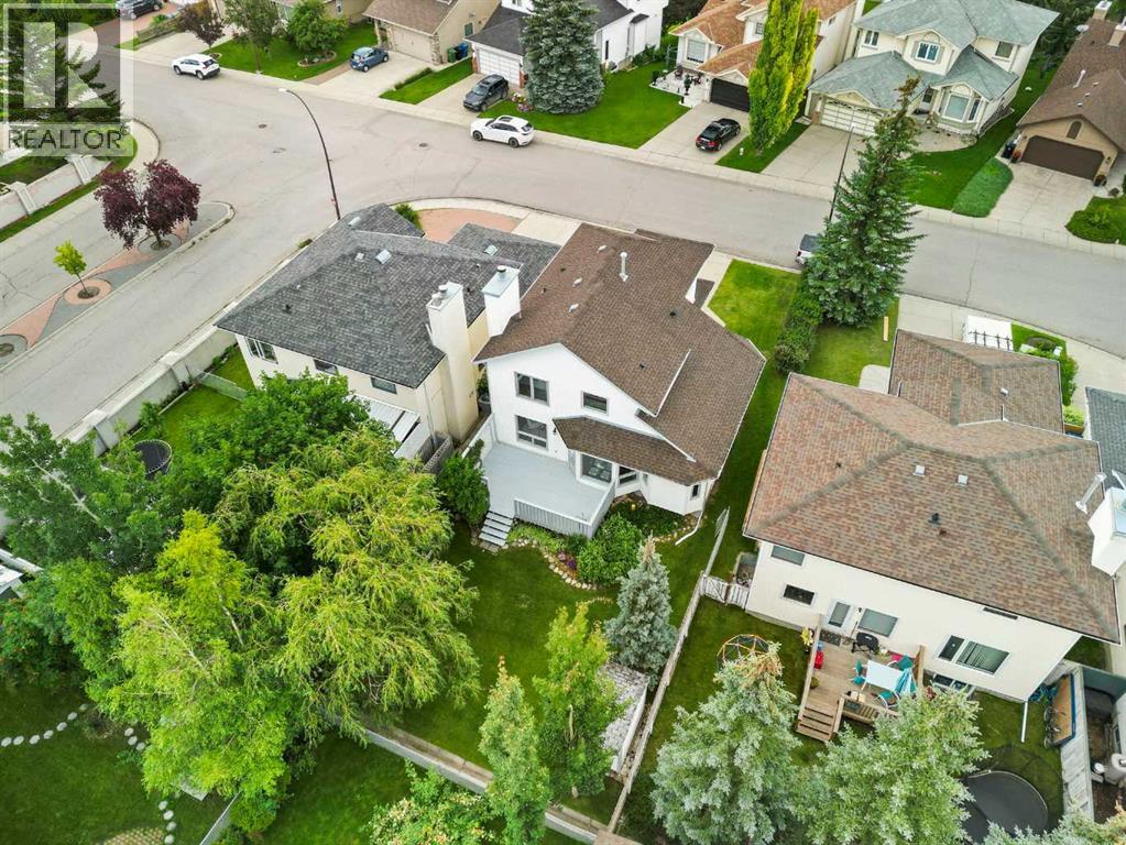 Single Family House for Sale in  Scanlon Green NW Scenic Acres Calgary 