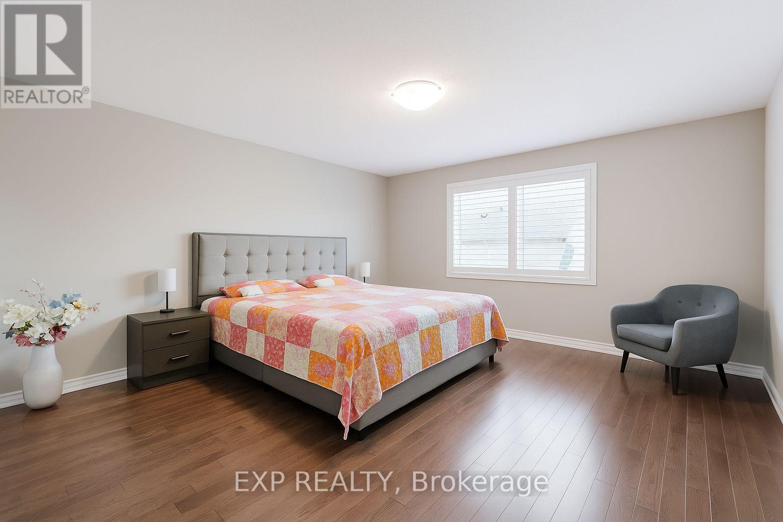 Photo 10 of 39 Clonfadda Terrace, Ottawa ON