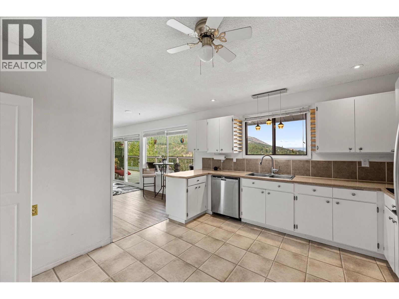  3273 McLeod Road, West Kelowna