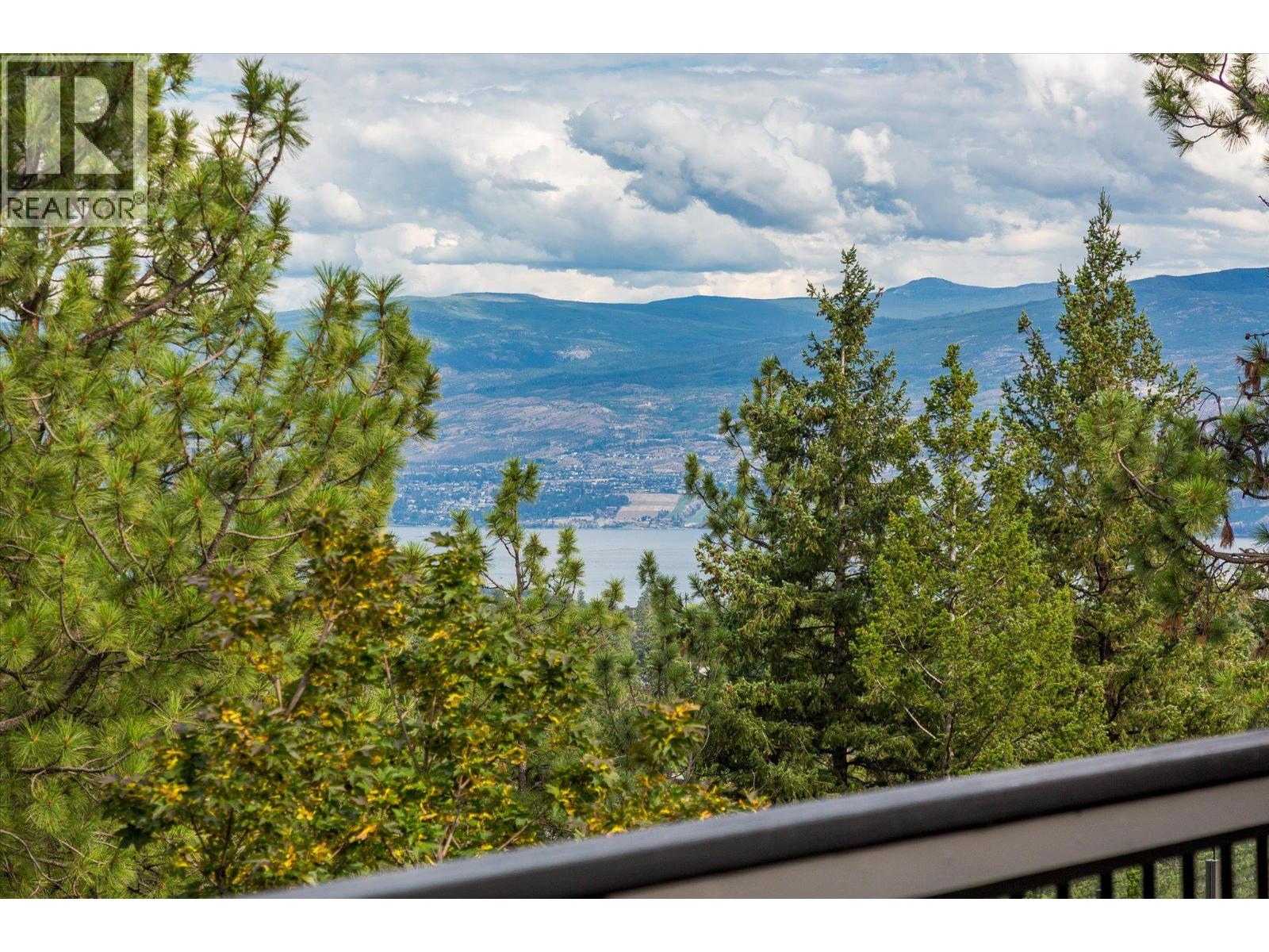  3273 McLeod Road, West Kelowna