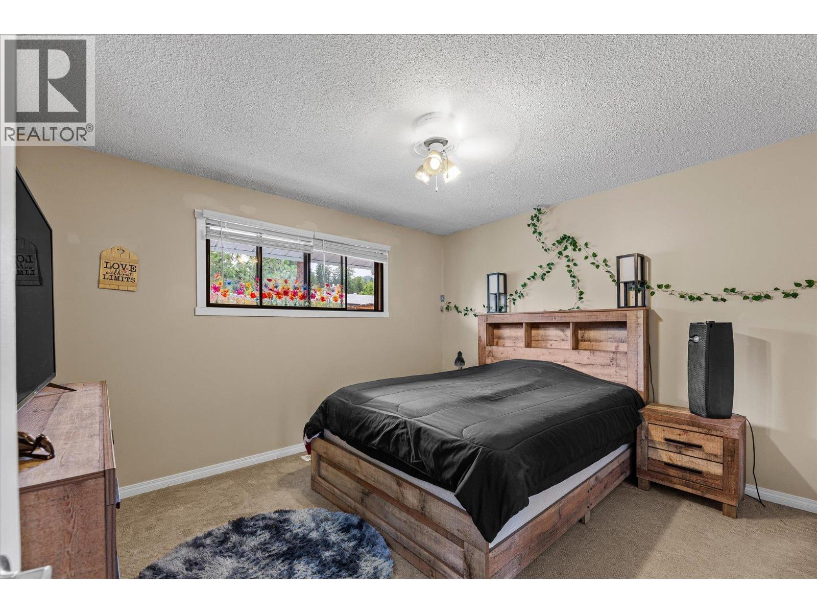  3273 McLeod Road, West Kelowna