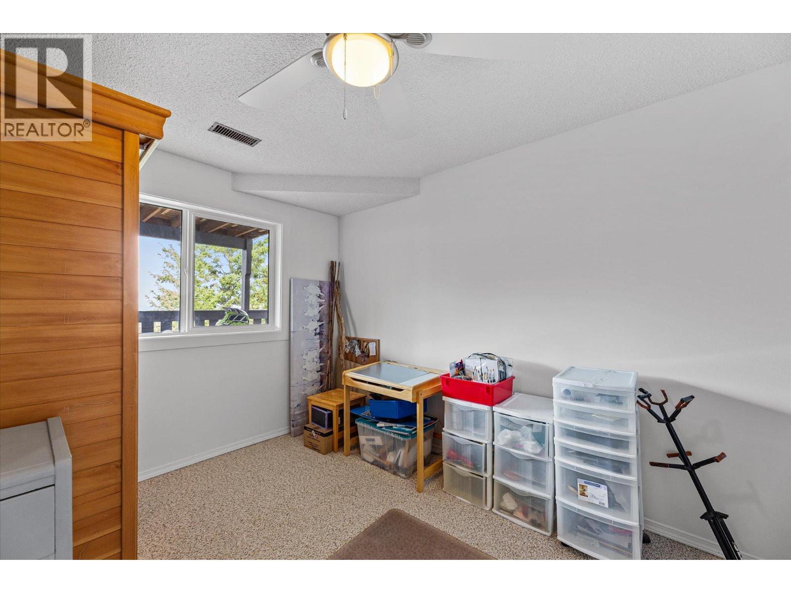  3273 McLeod Road, West Kelowna