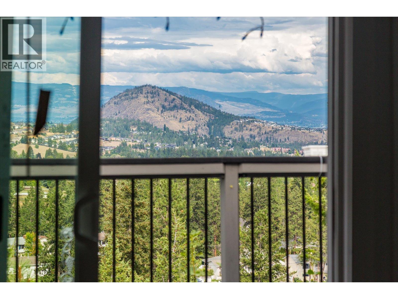  3273 McLeod Road, West Kelowna