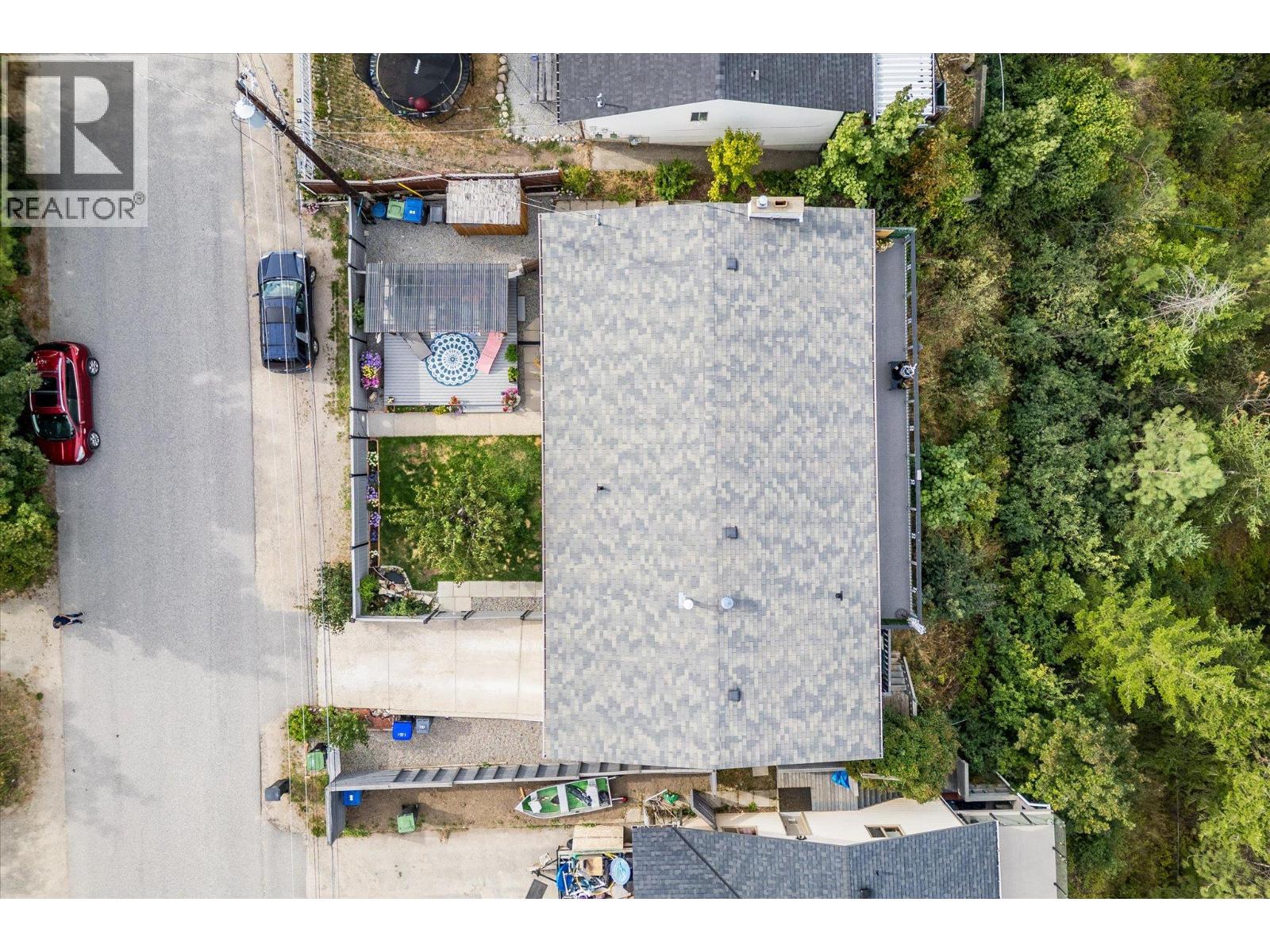  3273 McLeod Road, West Kelowna