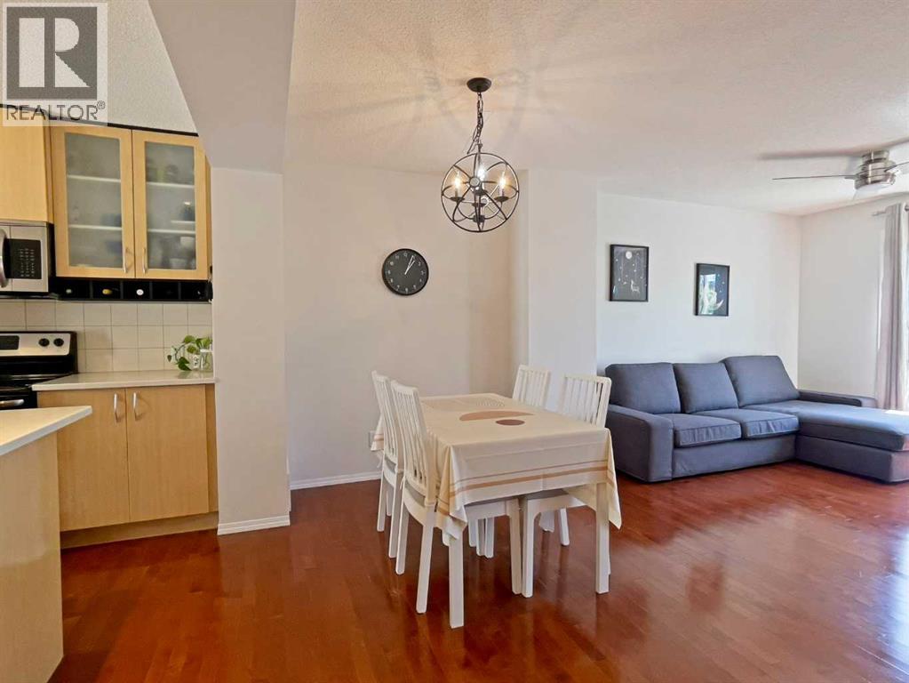 Single Family House for Sale in  Toscana Gardens NW Tuscany Calgary 
