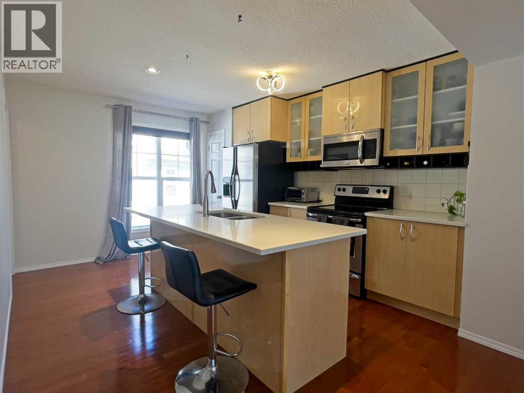 Single Family House for Sale in  Toscana Gardens NW Tuscany Calgary 