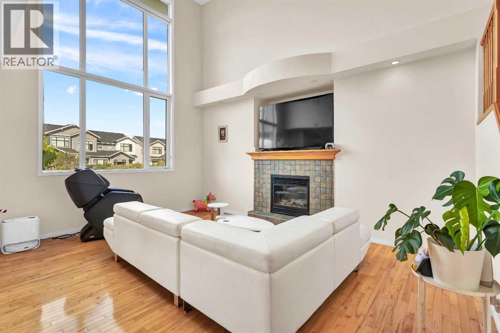 Photo 9 of 511 Cresthaven Place Sw, Calgary AB