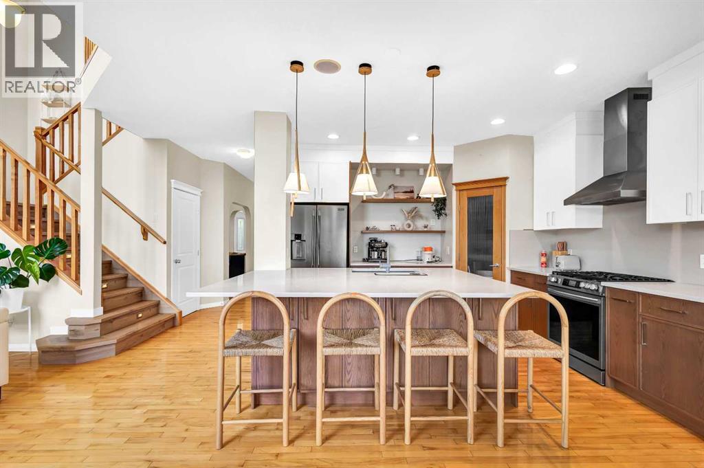Photo 20 of 511 Cresthaven Place Sw, Calgary AB