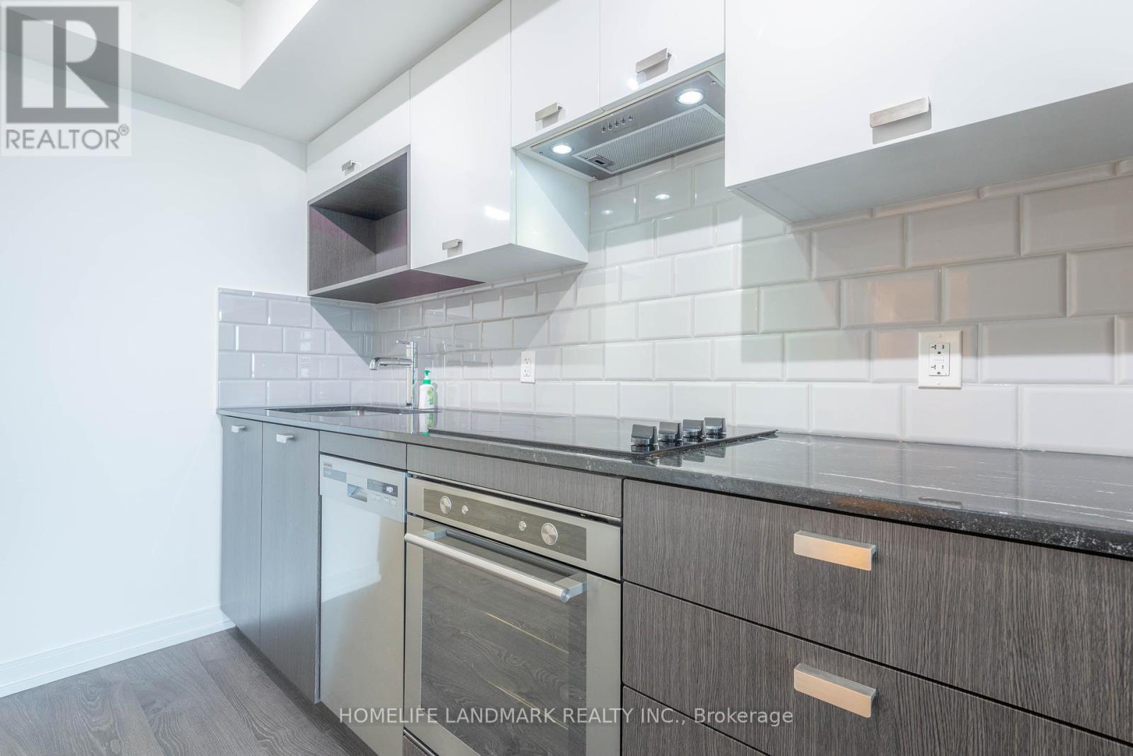 Photo 6 of 2618 275 Village Green Square, Toronto ON
