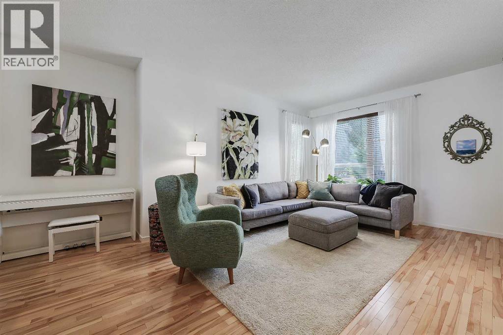 Single Family House for Sale in  Chapalina Square SE Chaparral Calgary 