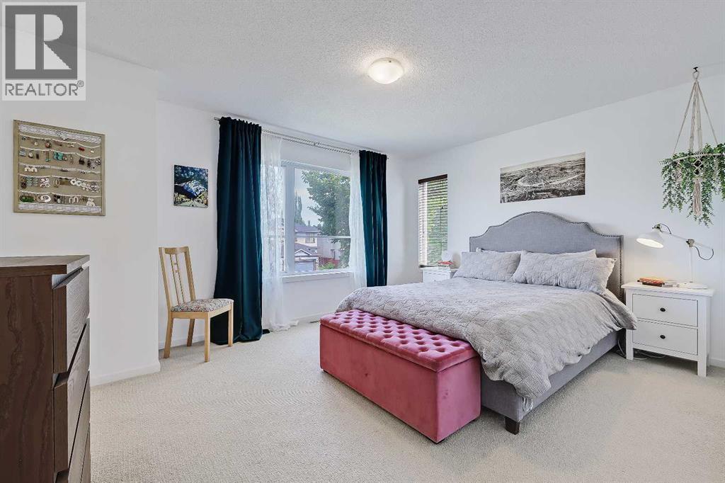 Single Family House for Sale in  Chapalina Square SE Chaparral Calgary 