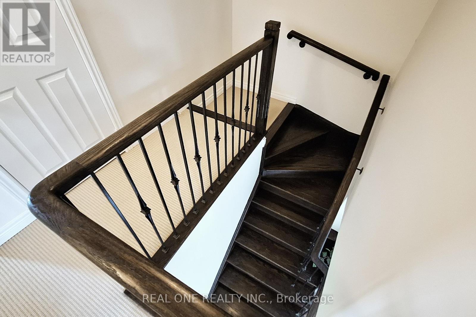 Photo 26 of 26 Kylemore Way, Markham ON