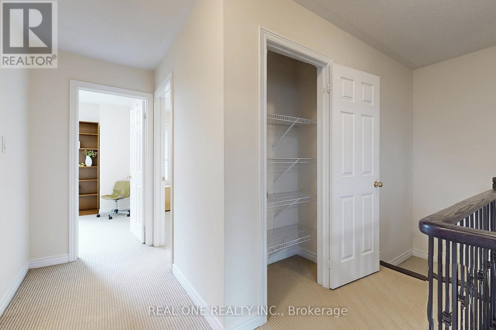 Photo 27 of 26 Kylemore Way, Markham ON