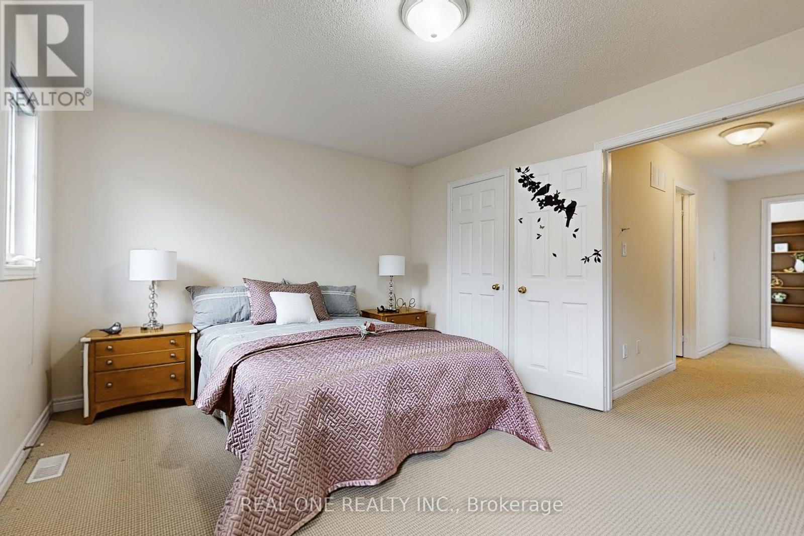Photo 30 of 26 Kylemore Way, Markham ON