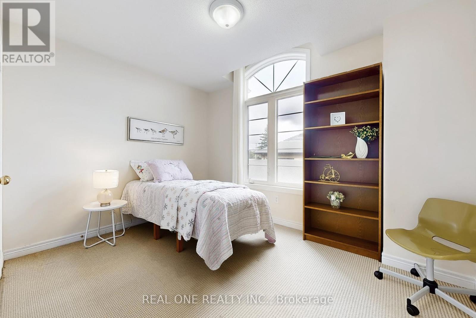 Photo 36 of 26 Kylemore Way, Markham ON