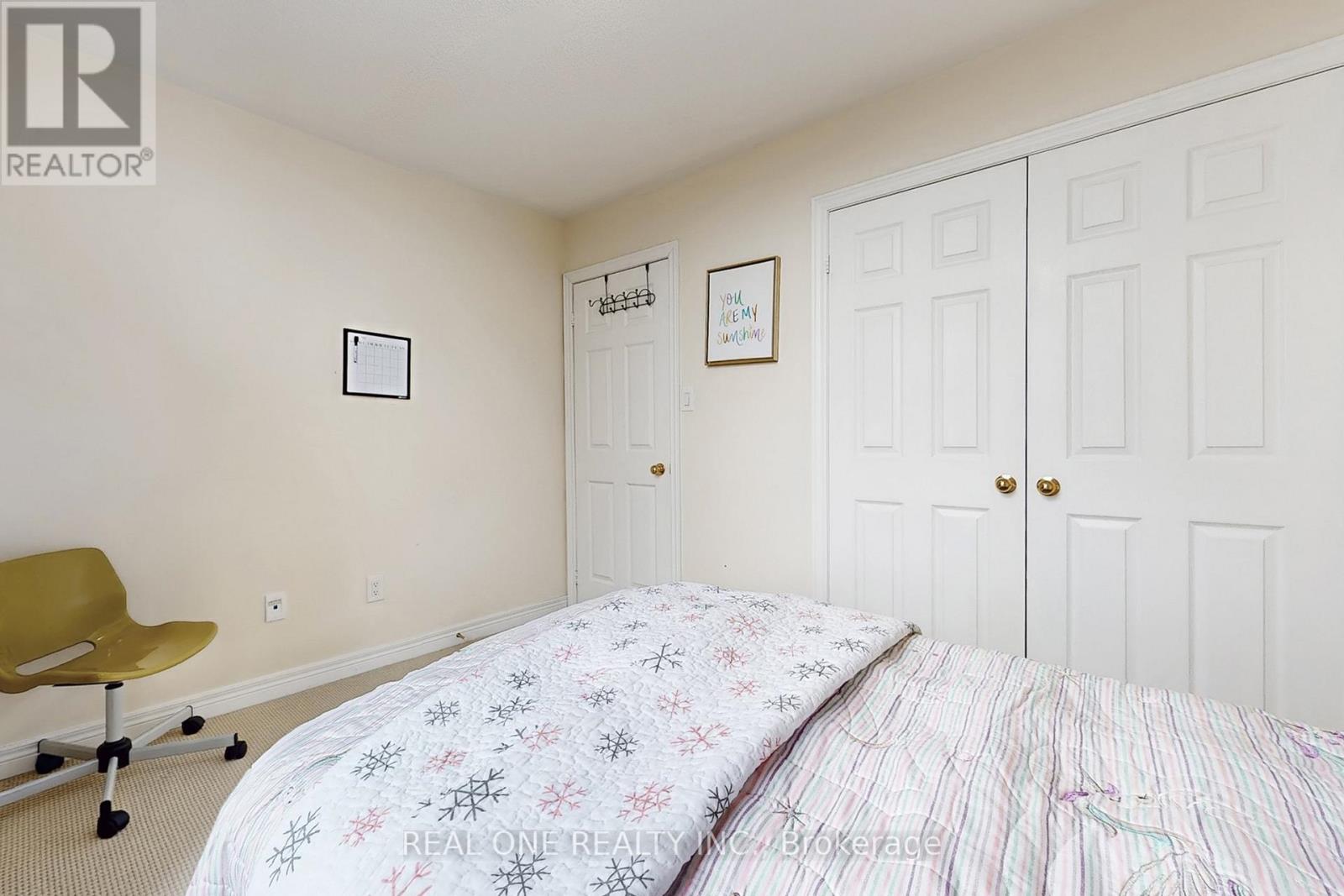 Photo 37 of 26 Kylemore Way, Markham ON
