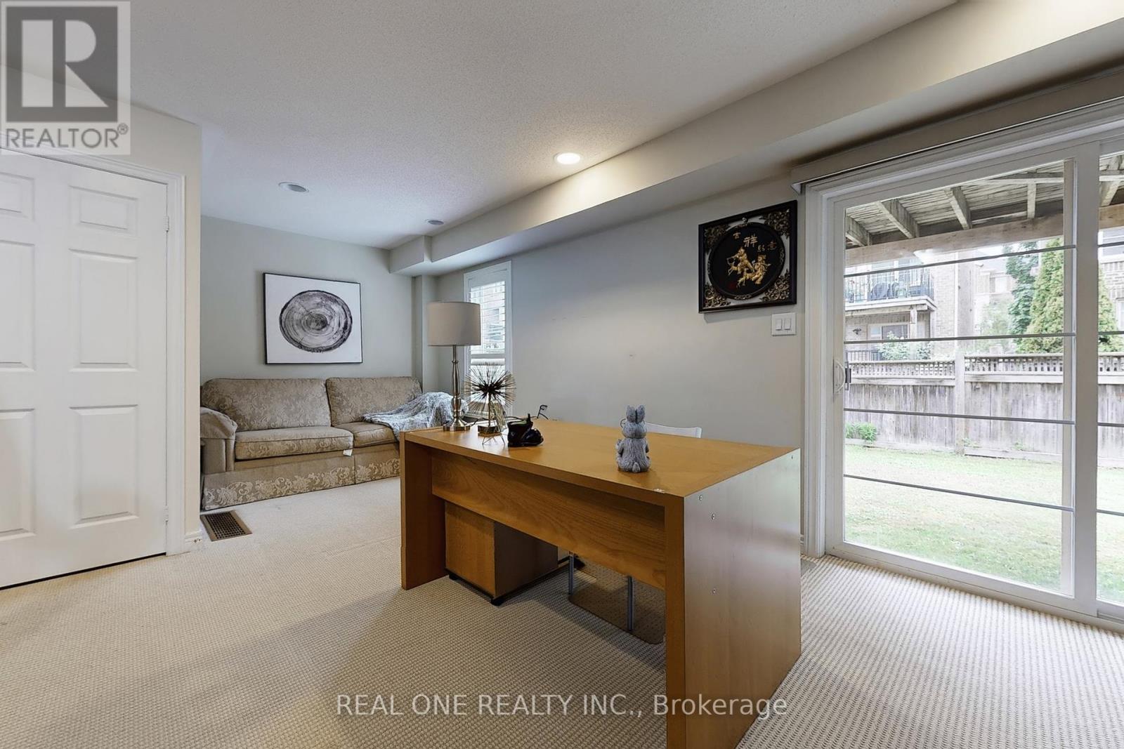 Photo 46 of 26 Kylemore Way, Markham ON