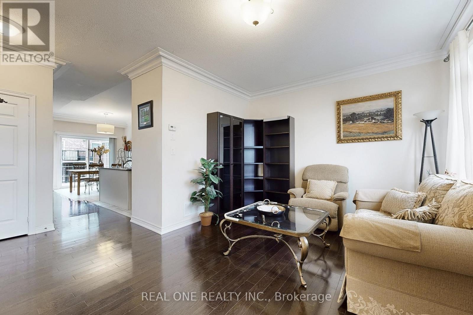 Photo 7 of 26 Kylemore Way, Markham ON