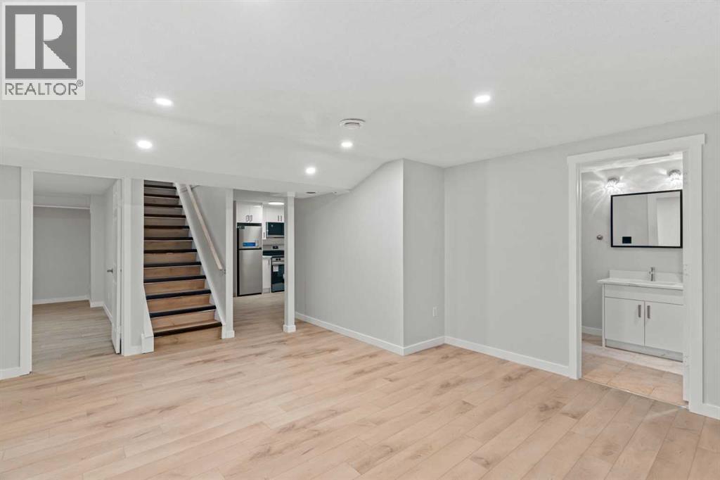 Single Family House Bungalow for Sale in  Templeby Road NE Temple Calgary 