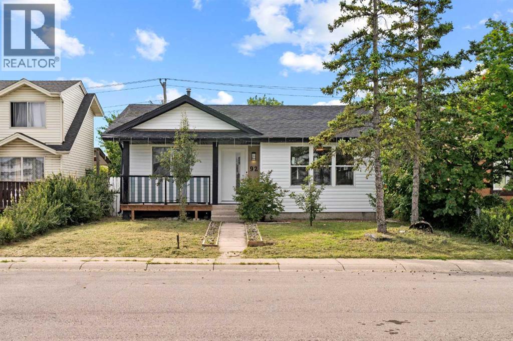 Single Family House Bungalow for Sale in  Templeby Road NE Temple Calgary 
